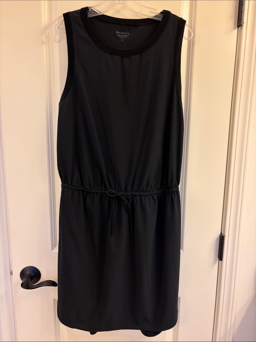 Athleta Black Sleeveless Drawcord Casual Dress